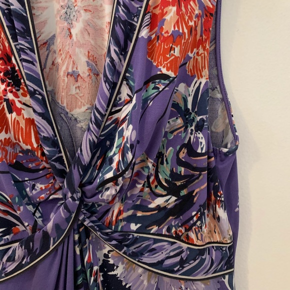 Elie Tahari top - Picture 7 of 11